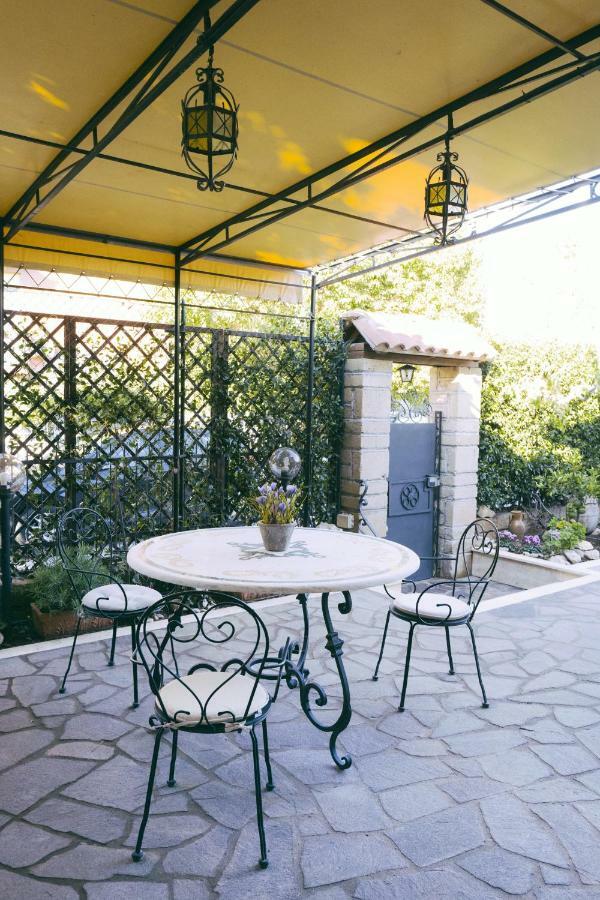 B&B Fontanelle Romane Exterior foto